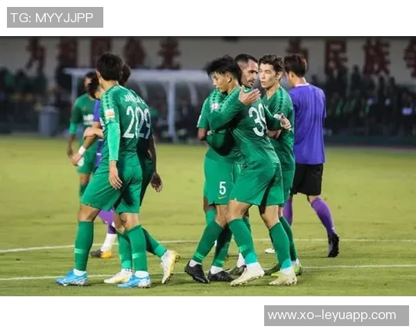 拉米罗今晨回国基本确认不再执教国安球队未来走向引发关注