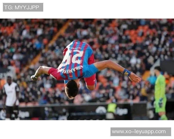 巴萨冬窗引援策略宁缺毋滥力求重现奥巴梅扬成功案例