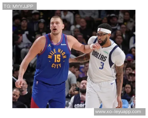 浓眉上半场表现亮眼13投5中贡献13分10篮板2助攻1盖帽助球队领先