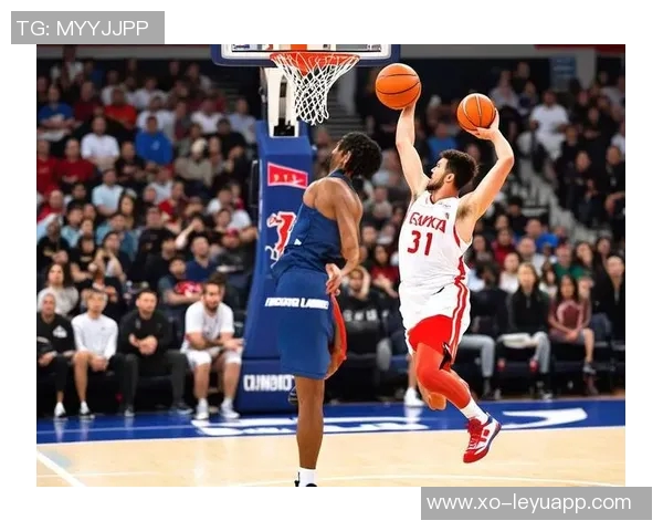 现役球员中单场投篮命中率80并助攻10次的传奇表现分析 现役球员中单场投篮命中率80并助攻10次的传奇表现分析